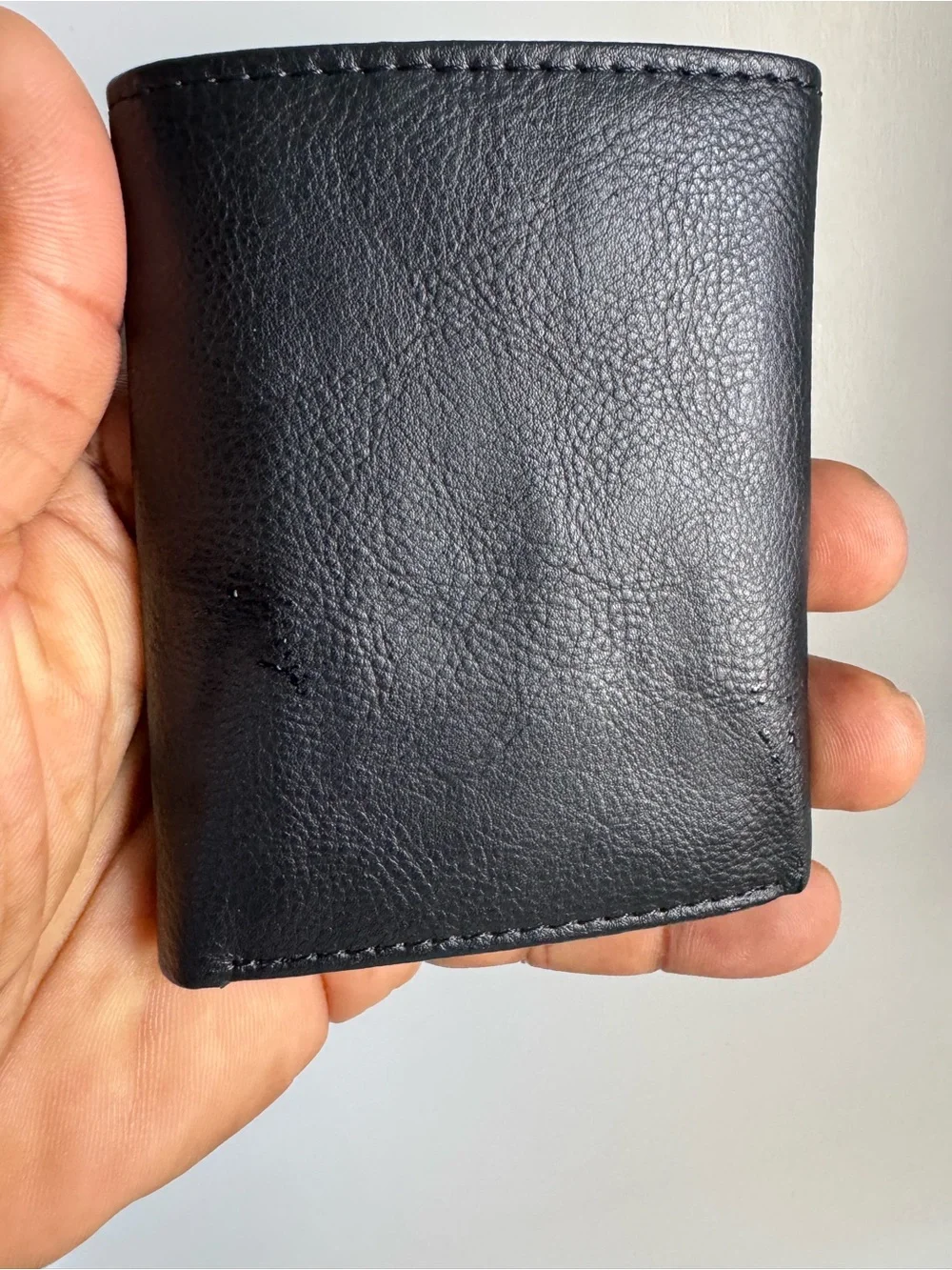 Columbia Men's Trifold Leather ID Window Wallet Black